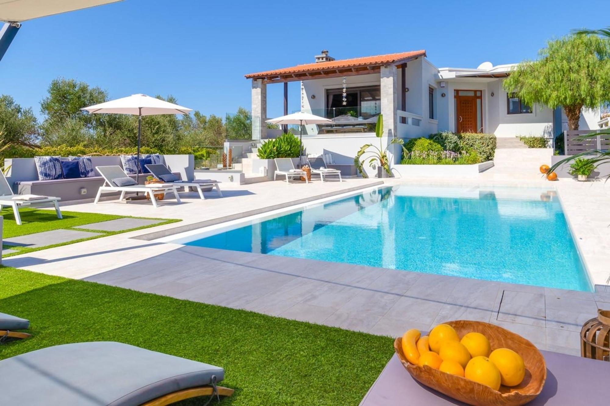 Villa Ampelaki - Premium Villa With Heated Pool Kounoupidhiana Exterior photo